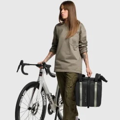 Borsa Assos x D_b_ Roamer 3 Piece Travel System