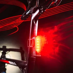 Luce posteriore Lezyne Strip+ Alert STVZO
