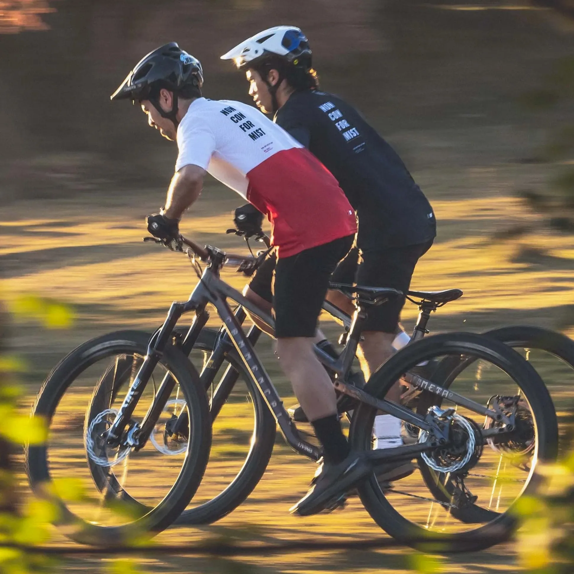Maglia Gobik Terrain Whistler - Bianco rosso