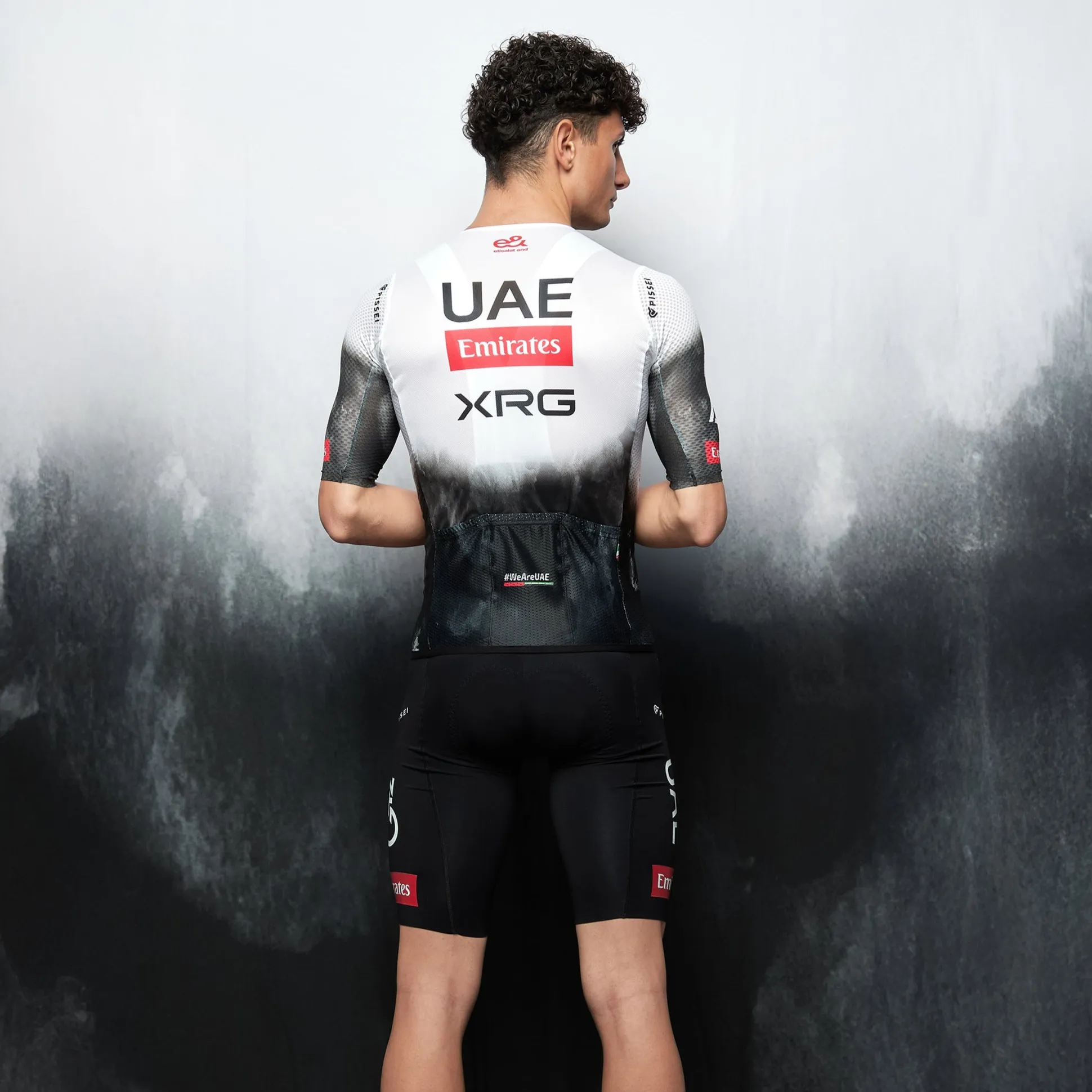 Maglia Pissei UAE Team Emirates 2025 Magistrale Light