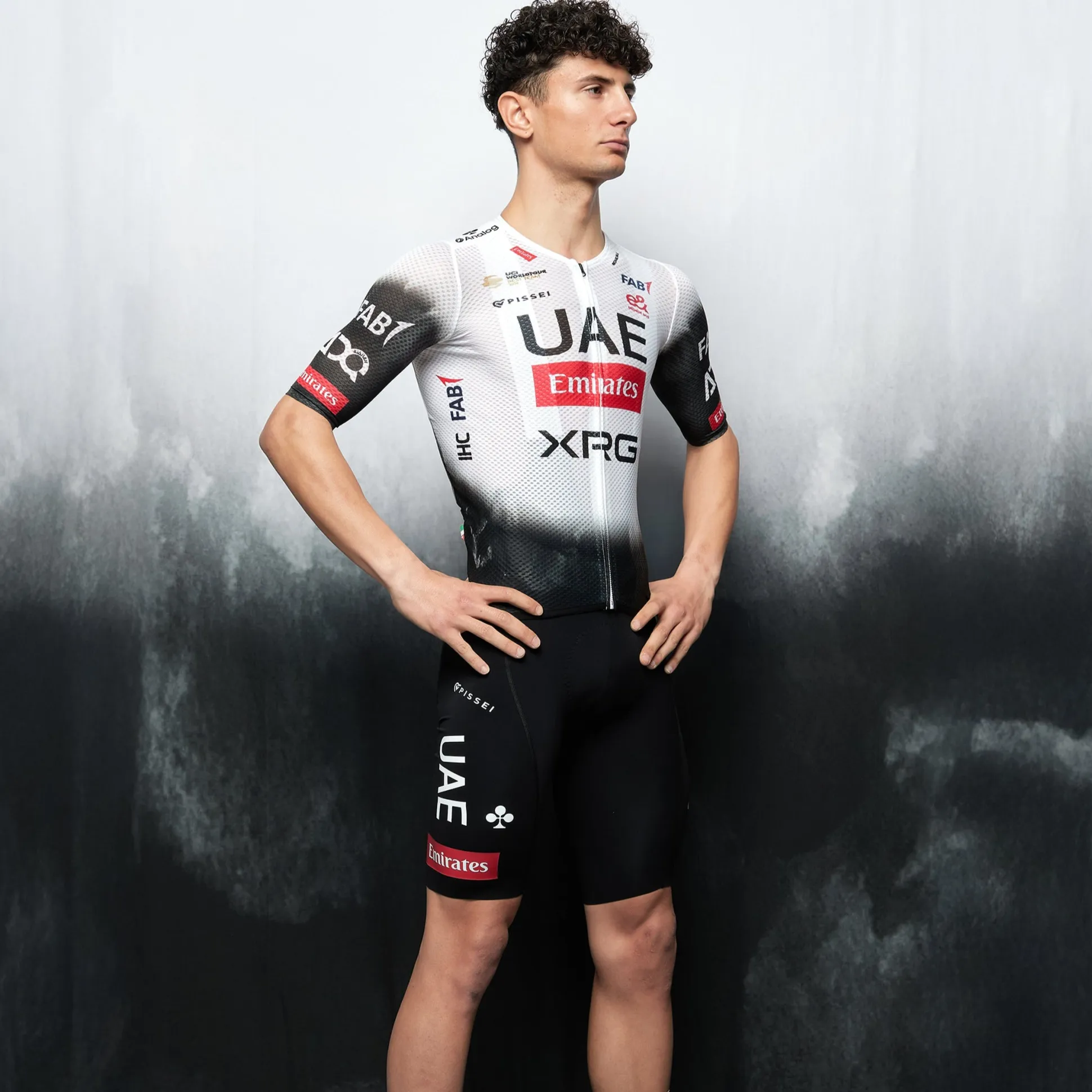 Maglia Pissei UAE Team Emirates 2025 Magistrale Light
